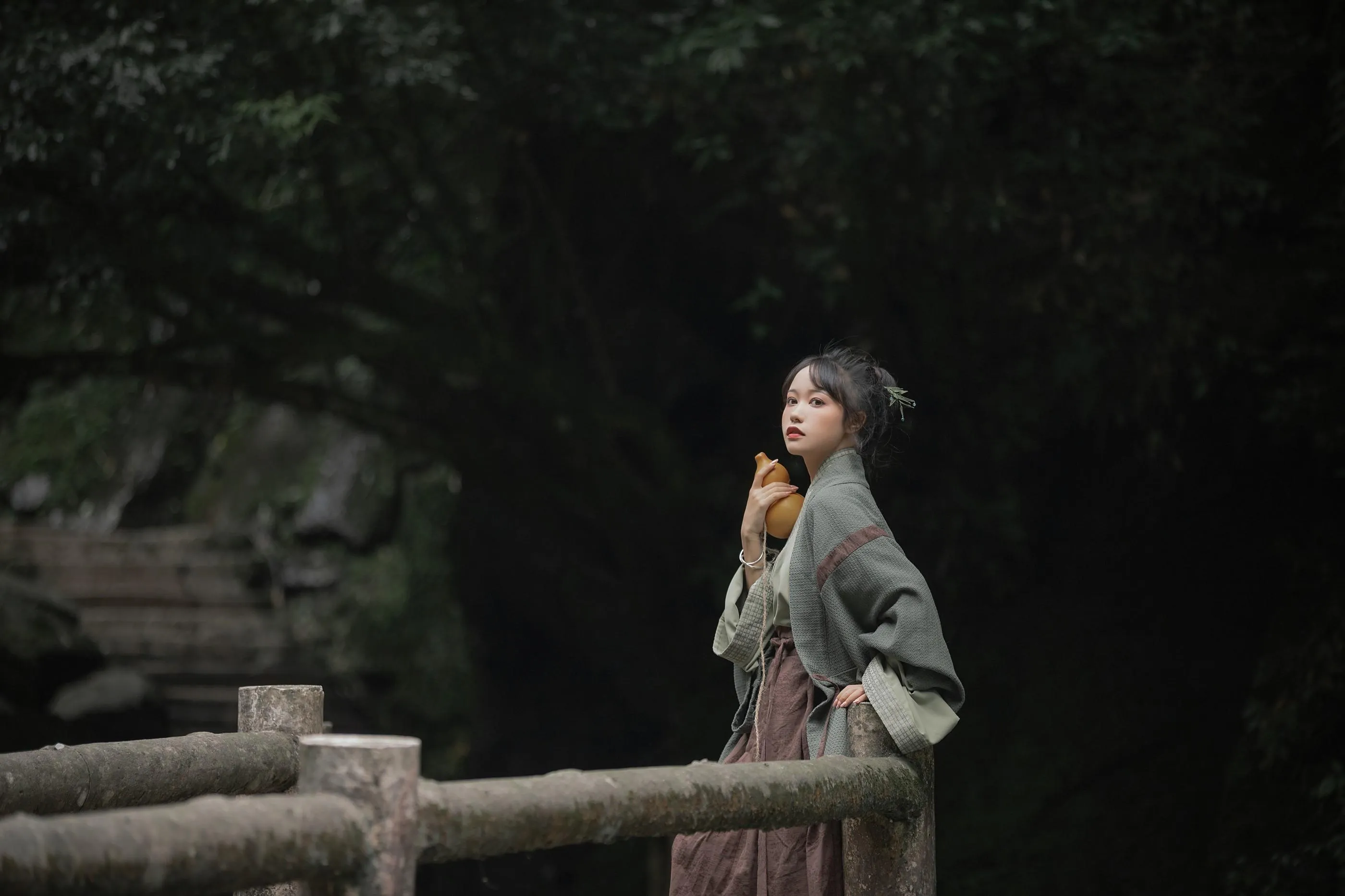 [YITUYU艺图语]2022.08.13 上山 梨一依 [38P]插图1